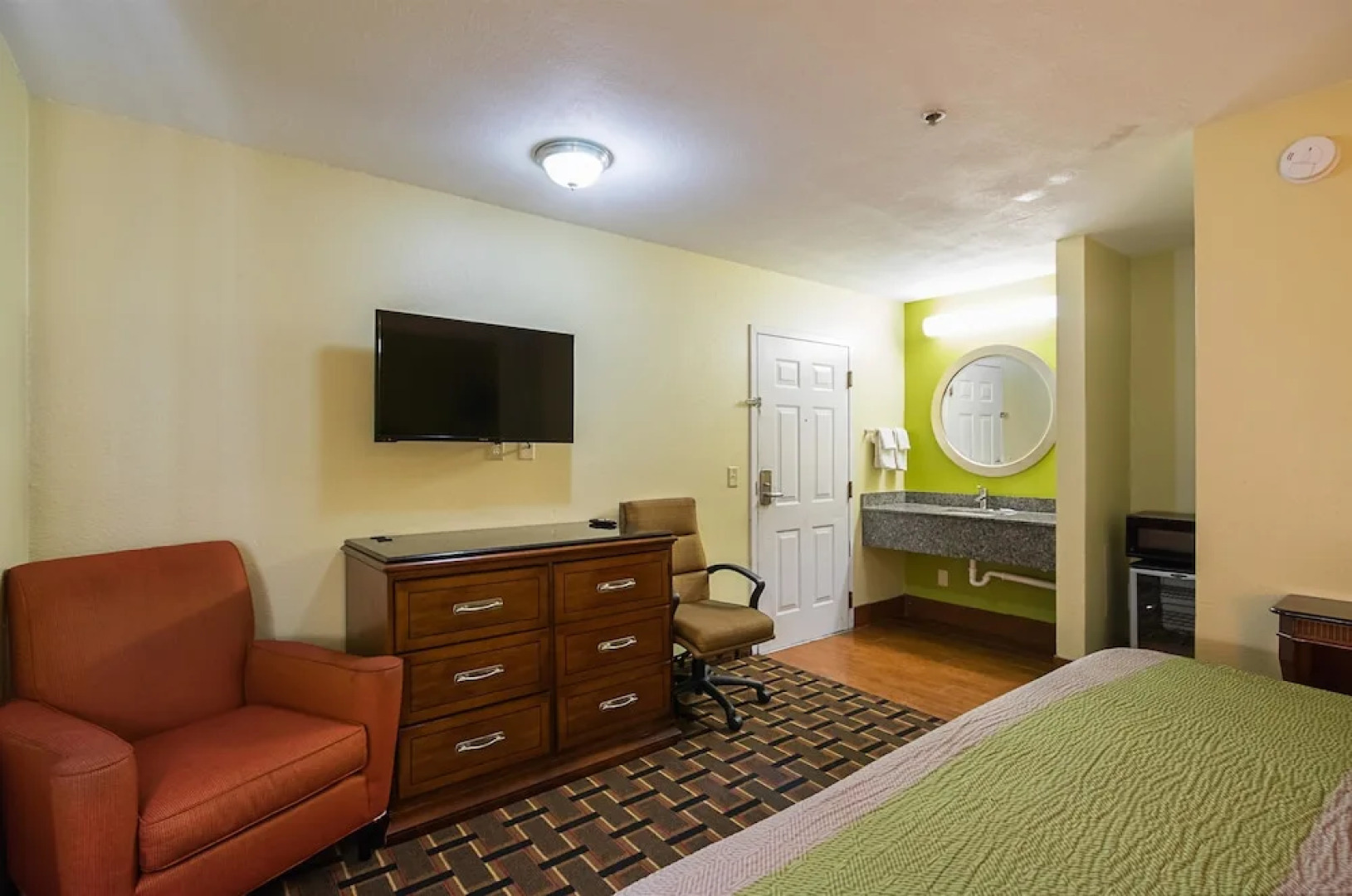 Motel 6 Savannah, GA