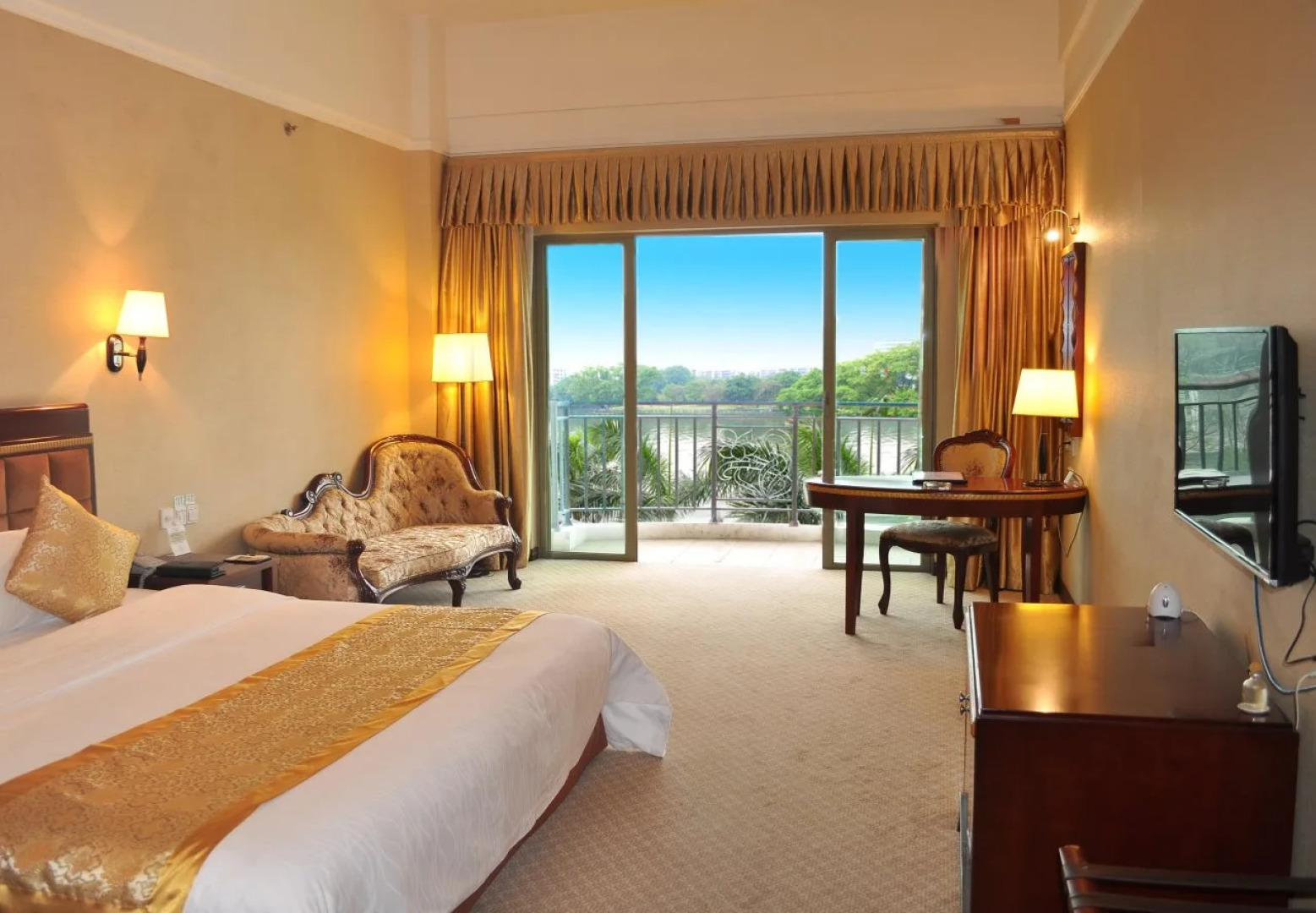 Отель JI (Zhongshan Xingzhong Plaza)