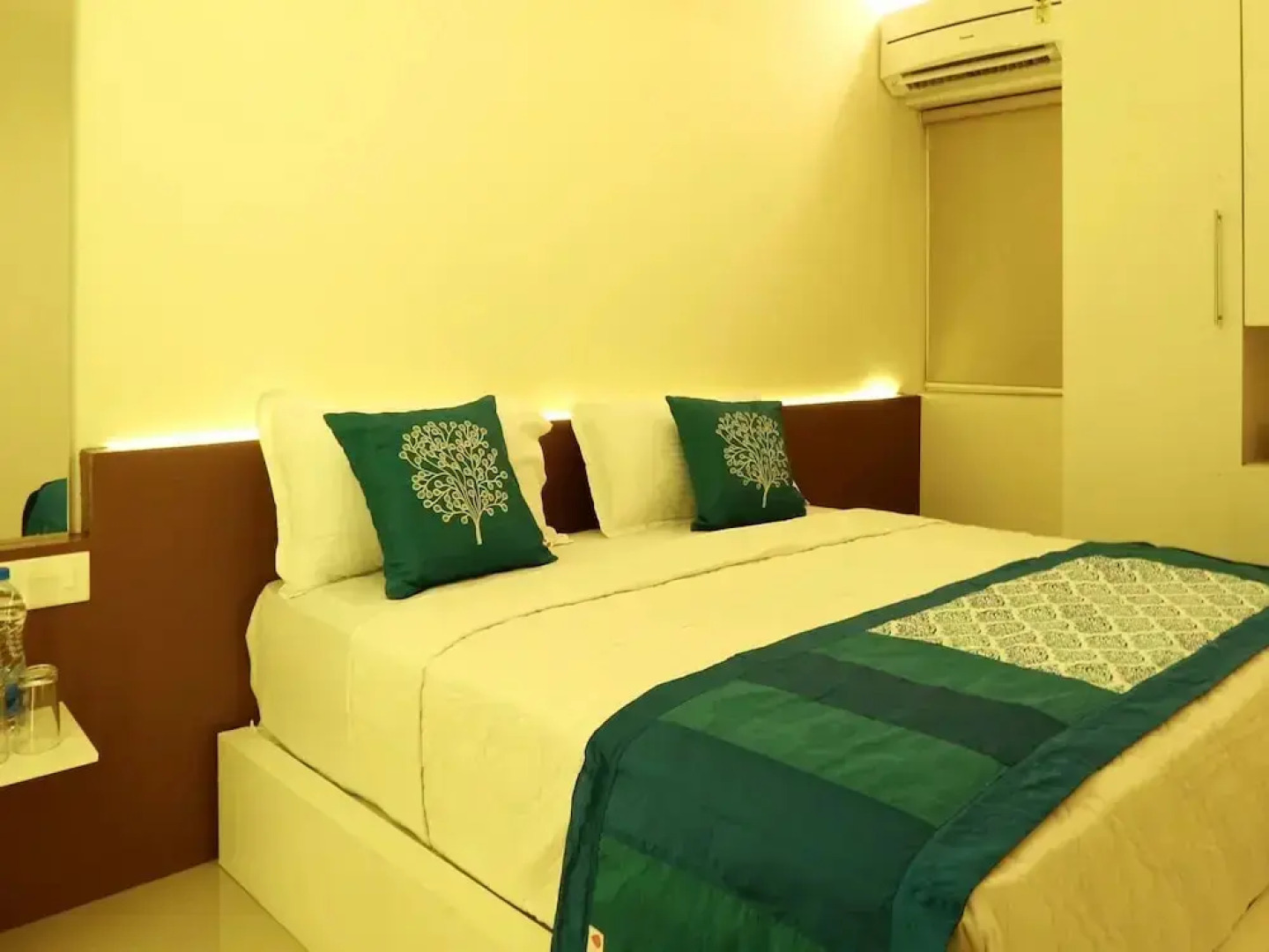 George's The Royal Suite Residency