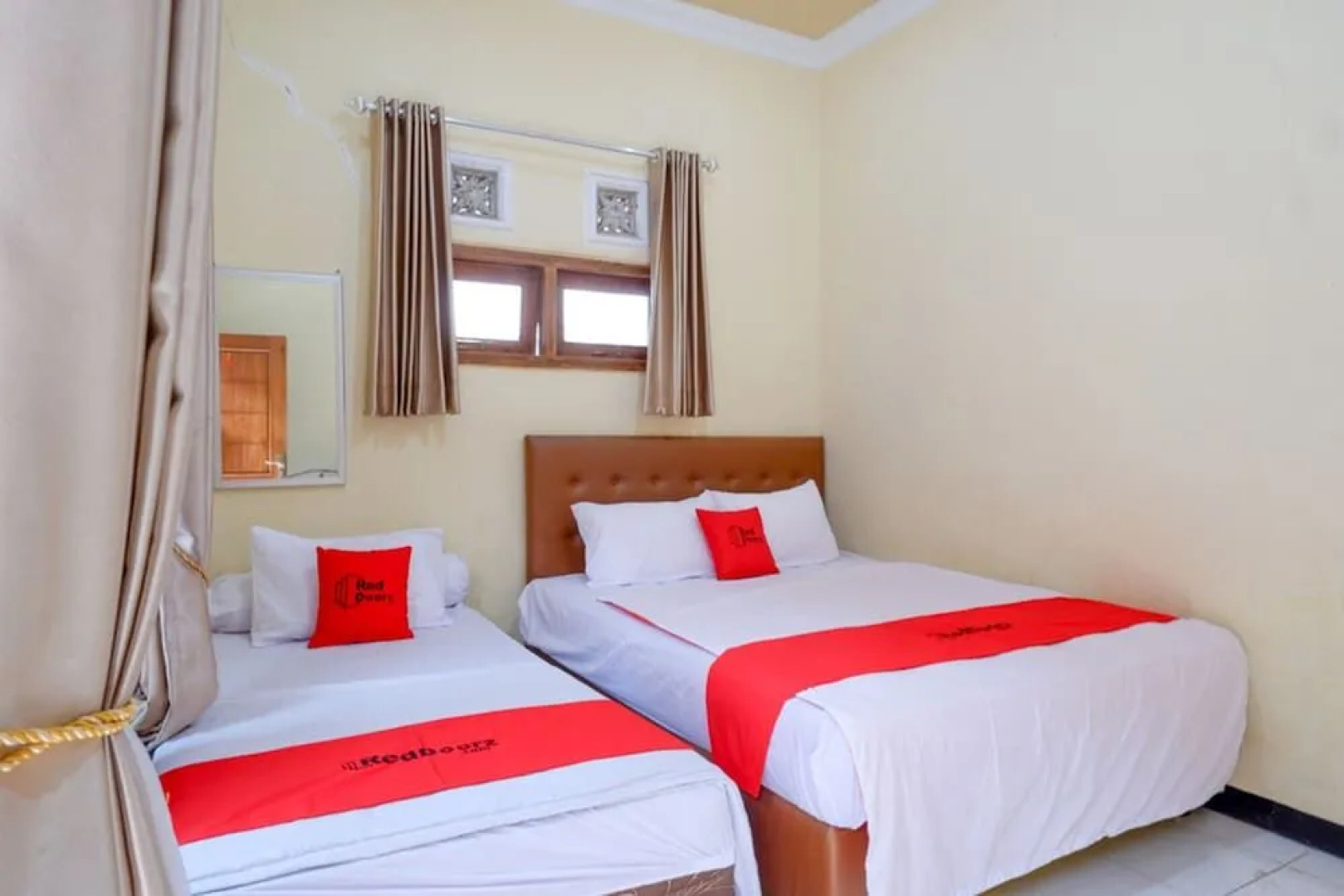 RedDoorz near Desa Wisata Tambi Dieng