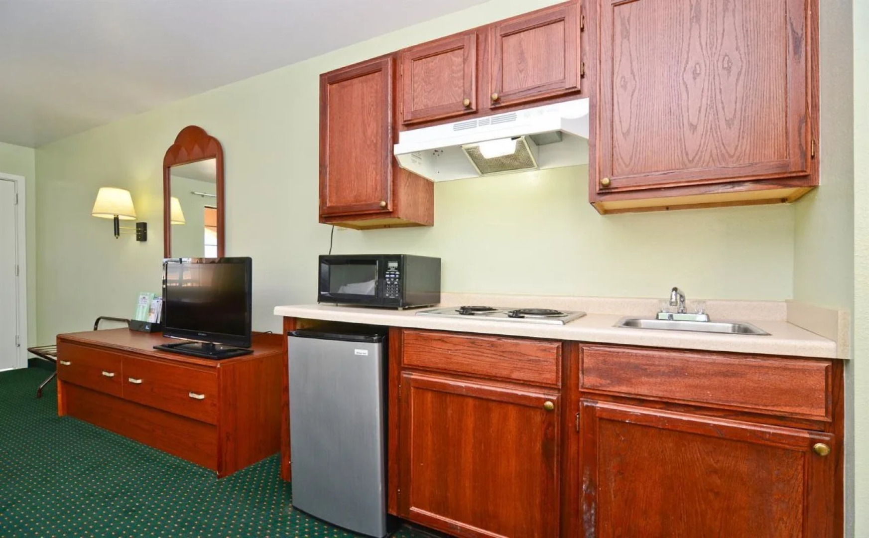 Americas Best Value Inn Smithville