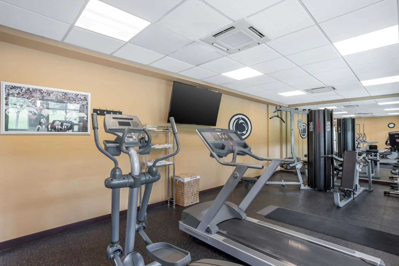 Best Western Plus University Park Inn & Suites