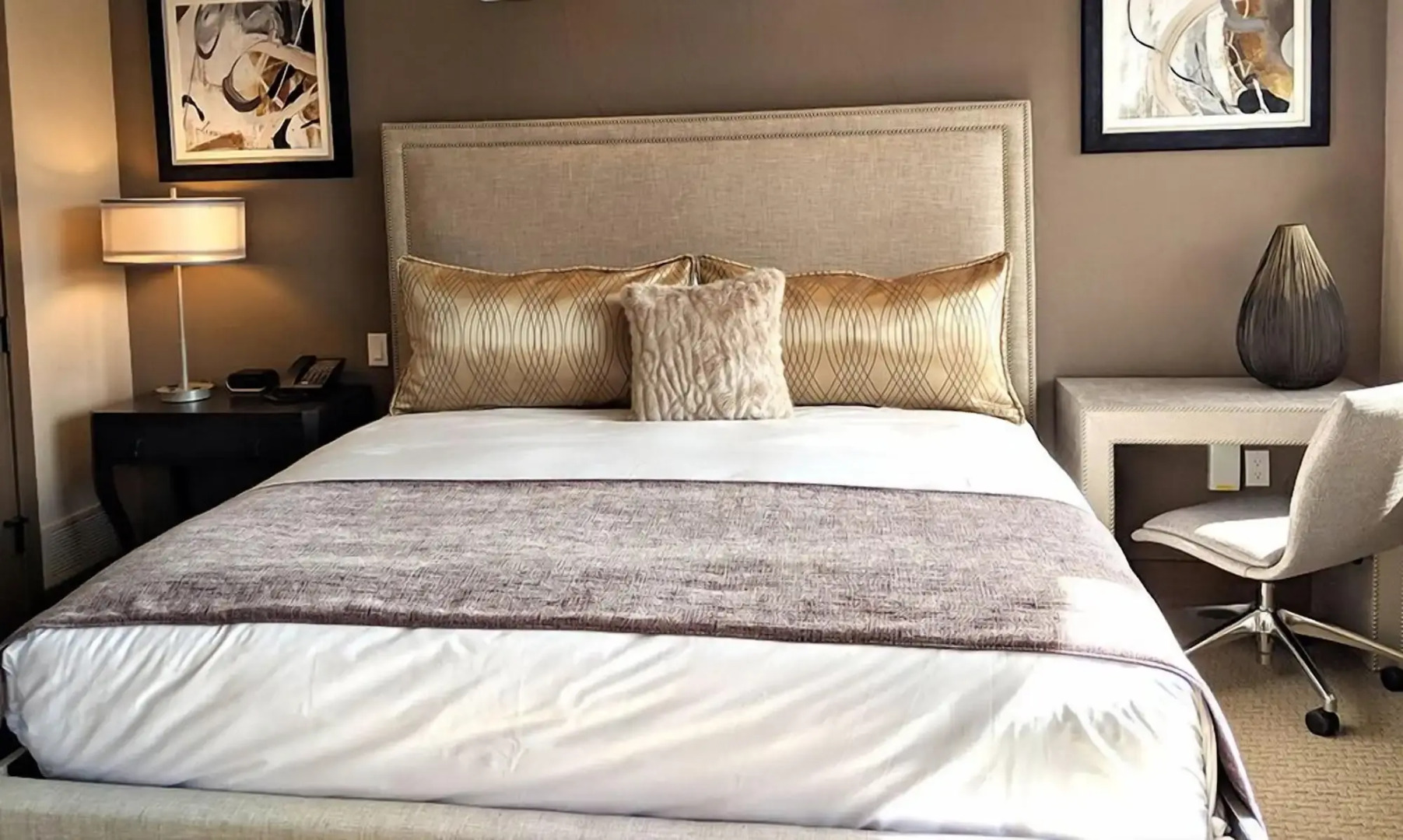 Garden of the Gods Resort and Club