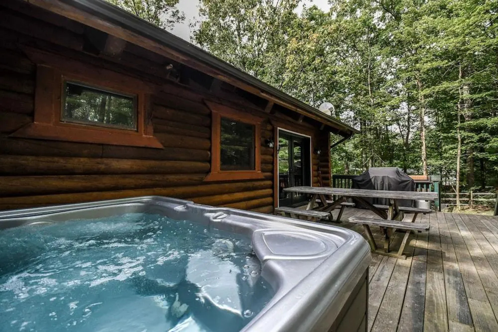 Four SKIsons 3 Bedroom House