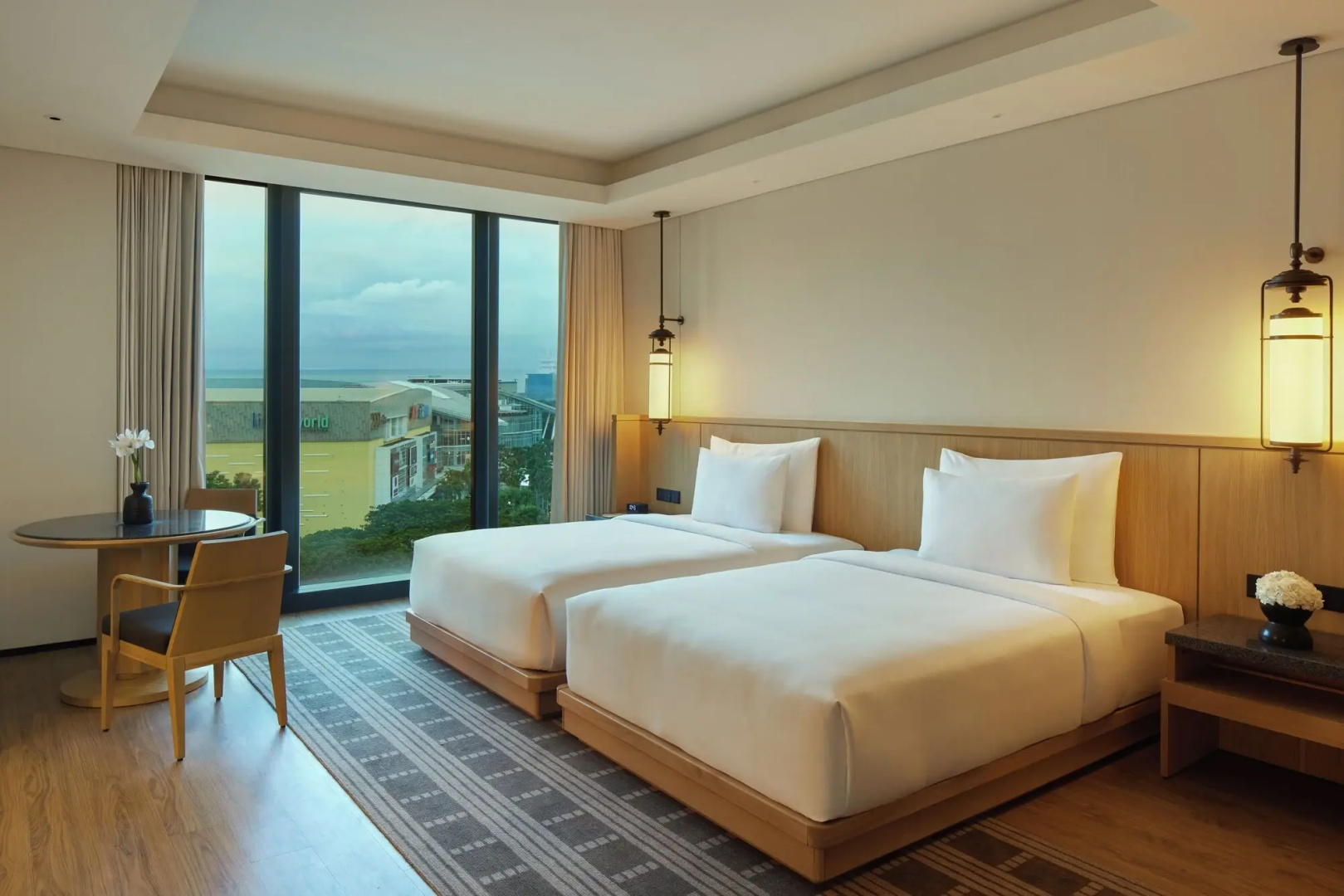 Hotel Tentrem Jakarta