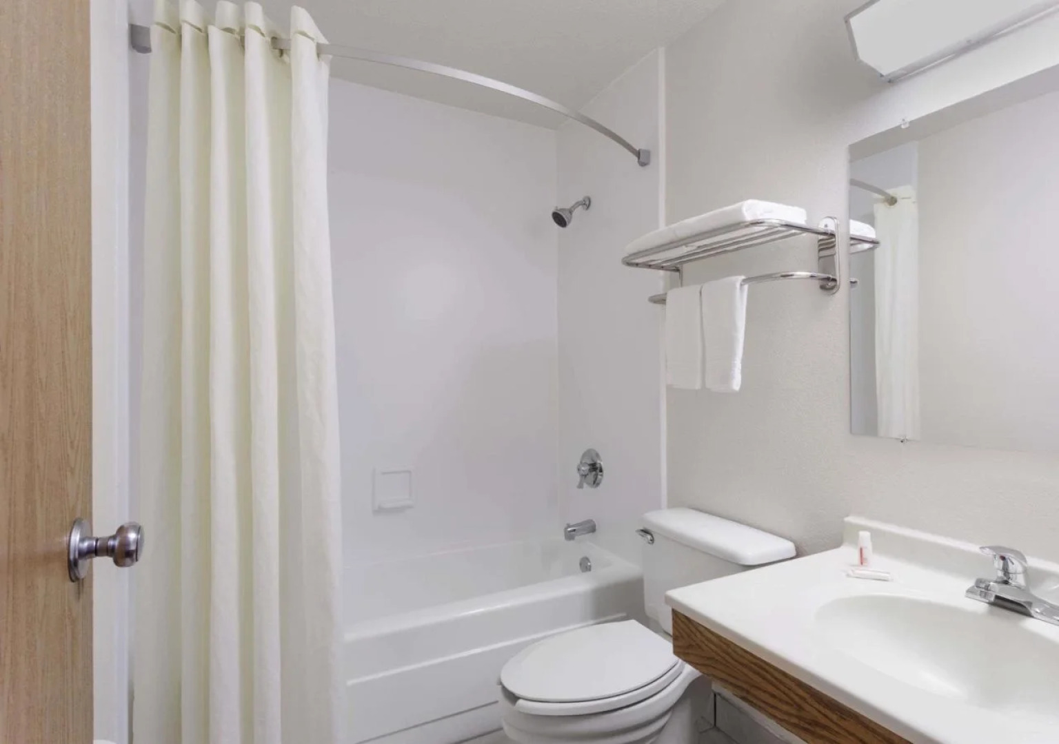 Super 8 Motel - Dumfries