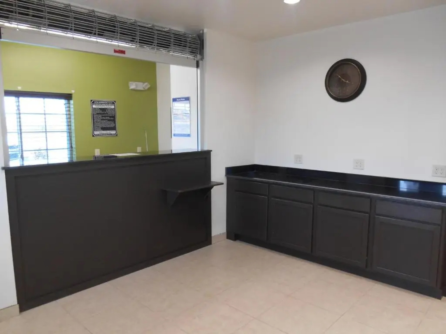 Super 8 by Wyndham Kenedy