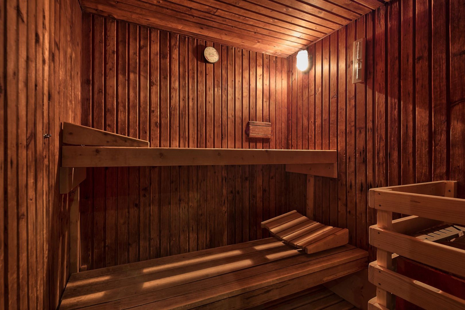 Отель The Views Oasis - Family Friendly