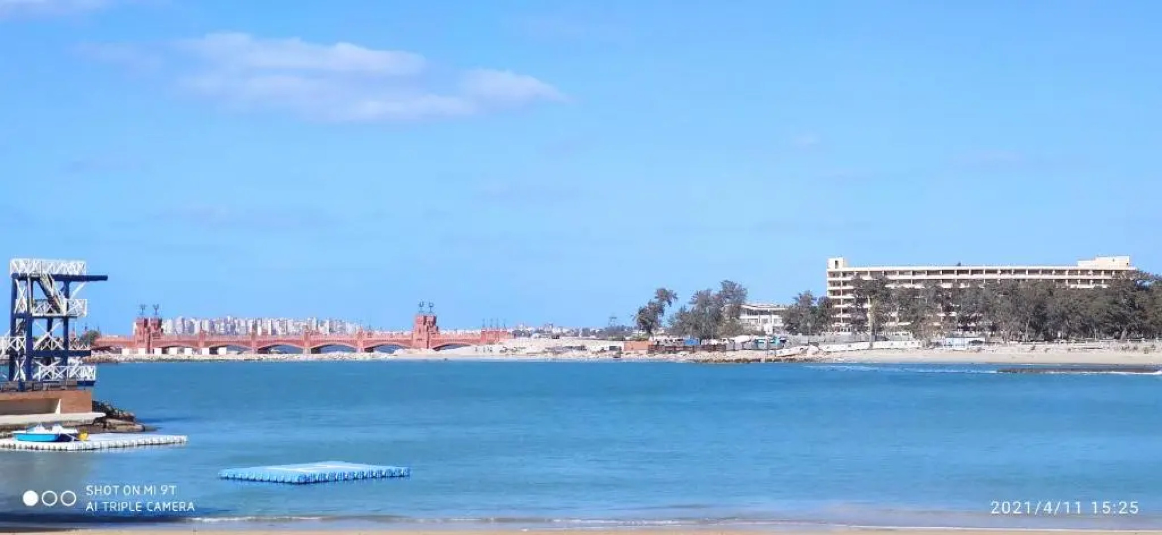 شاطئ المعموره الاسكندريه 01272849001