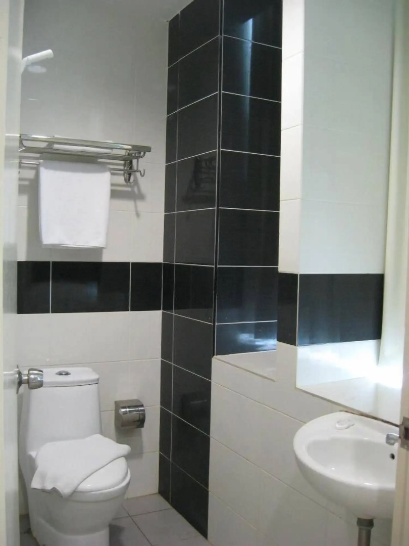 Hii-5 Hotel