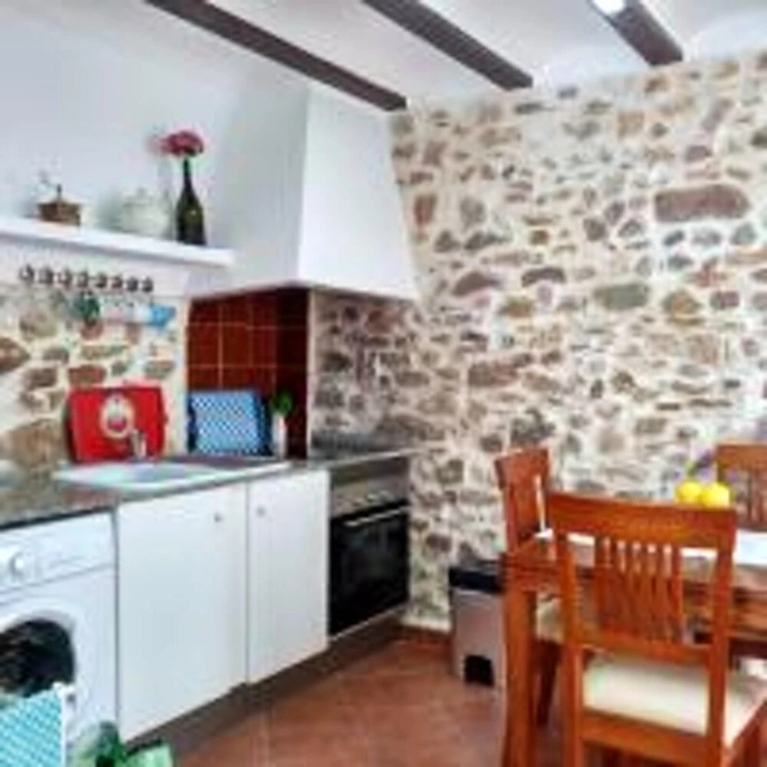 House with 3 Bedrooms in Estivella - 11 Km From the Beach