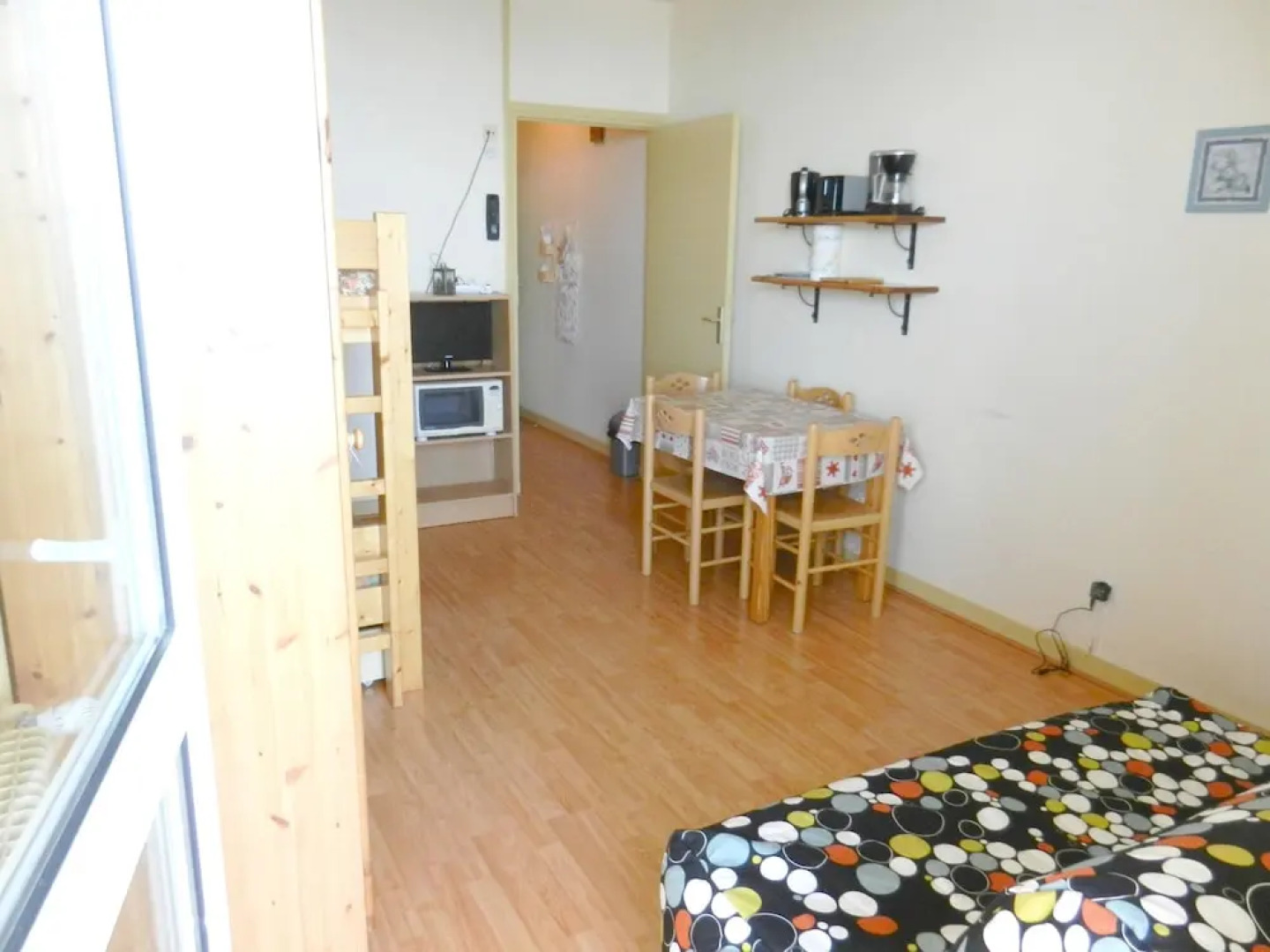 Studio in Allevard, With Wonderful Mountain View, Pool Access, Furnish