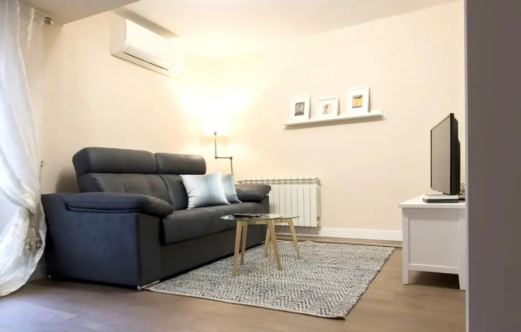 Apartment With one Bedroom in Cuenca, With Wonderful City View, Balcony and Wifi