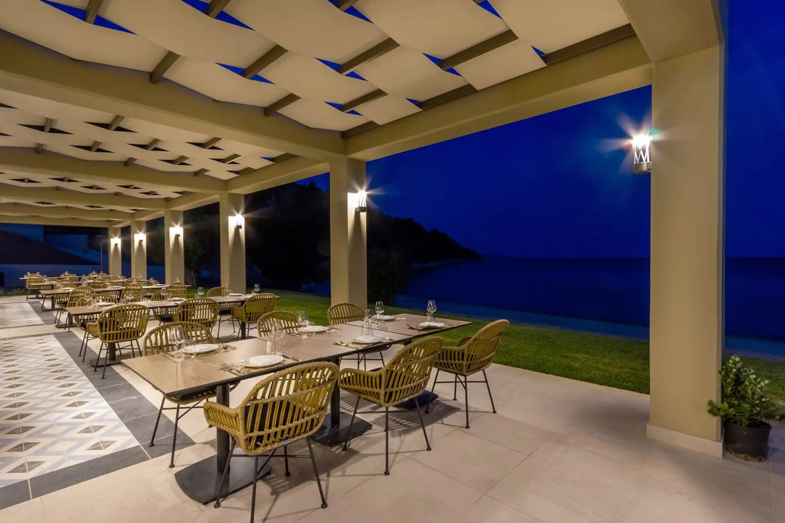 Ammoa Luxury Hotel & Spa Resort