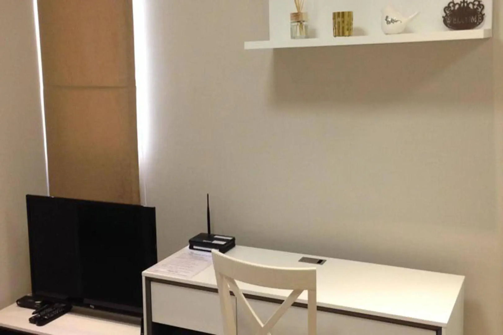 A Bed at Muangthong Thani