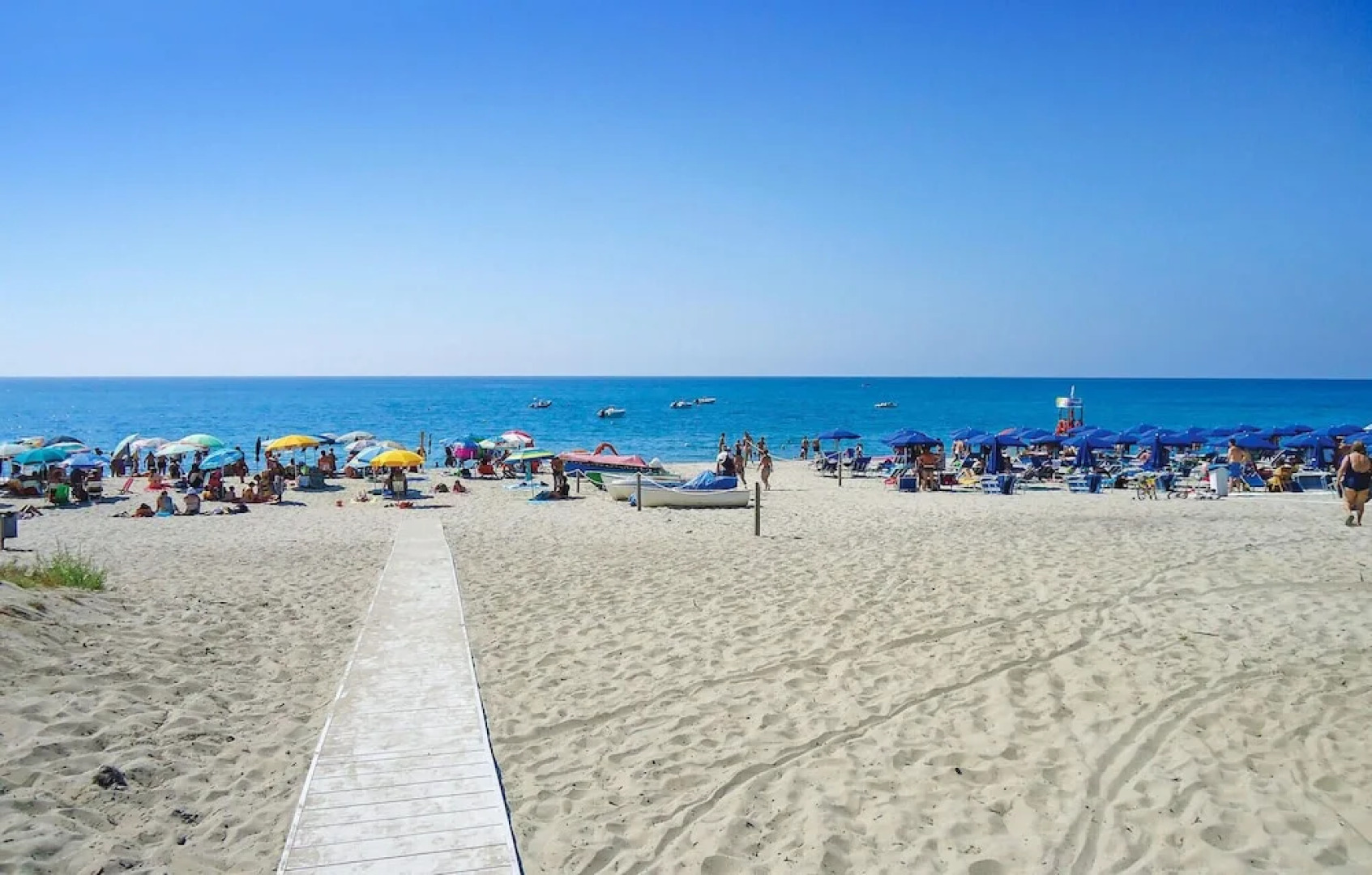 Beautiful Apartment in Cariati With 2 Bedrooms and Wifi