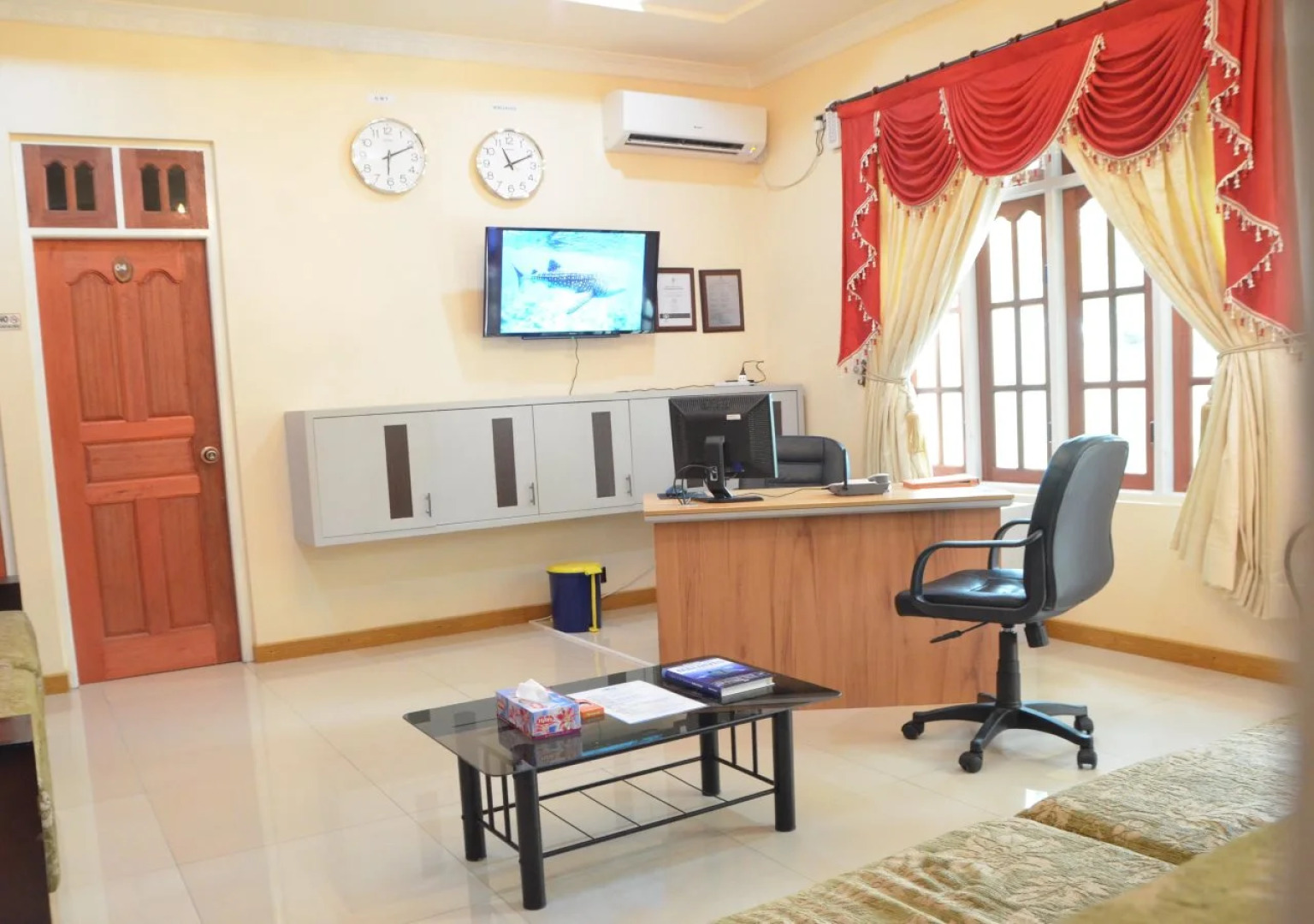 Whale Shark Inn Maldives