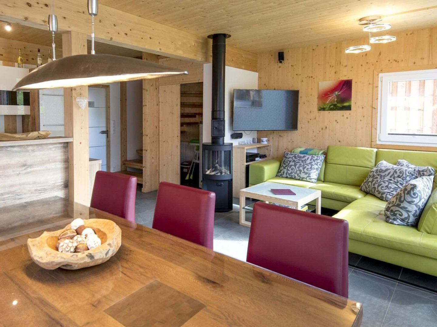 Nice Chalet With hot tub