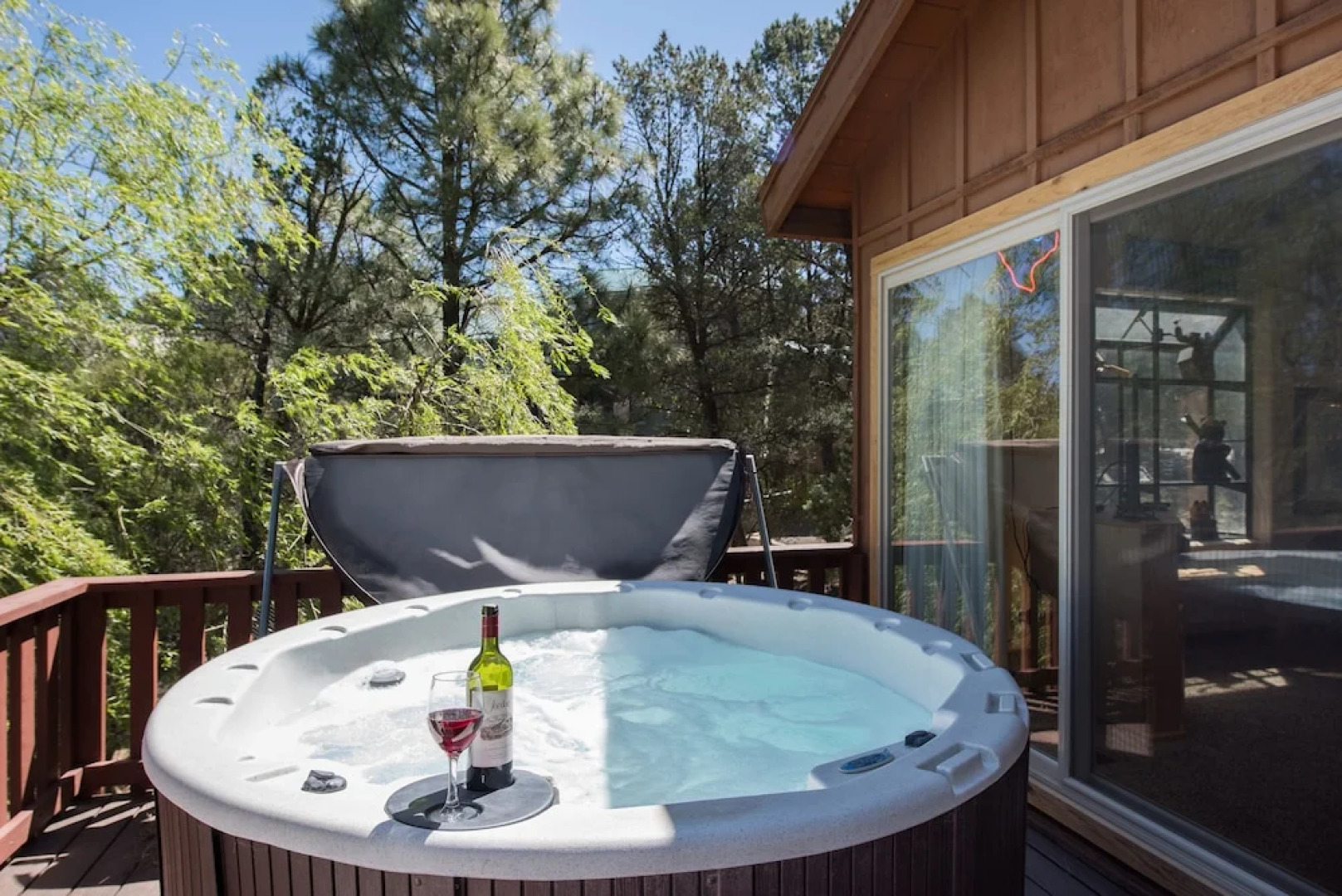 Cowboys Indians and Outlaws - Three Bedroom Cabin