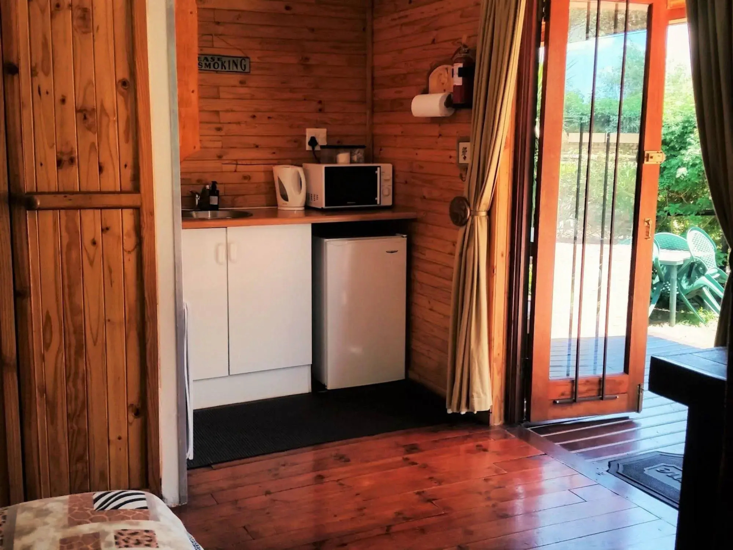 Pine Tree Lodge
