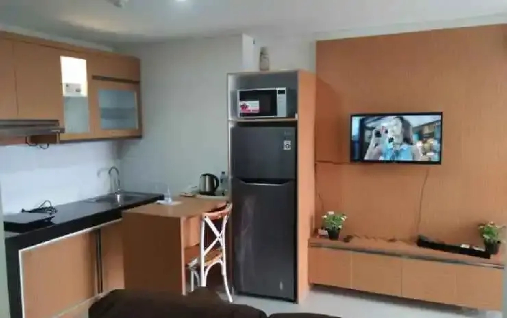 Tuscany Room at Apartemen Intermark BSD