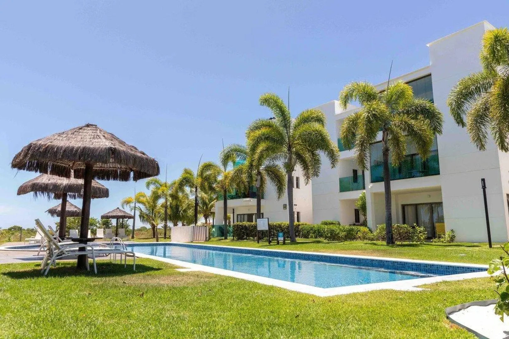 Apartamentos de 2 e de 3 quartos no Complexo Iberostar - Praia do Forte