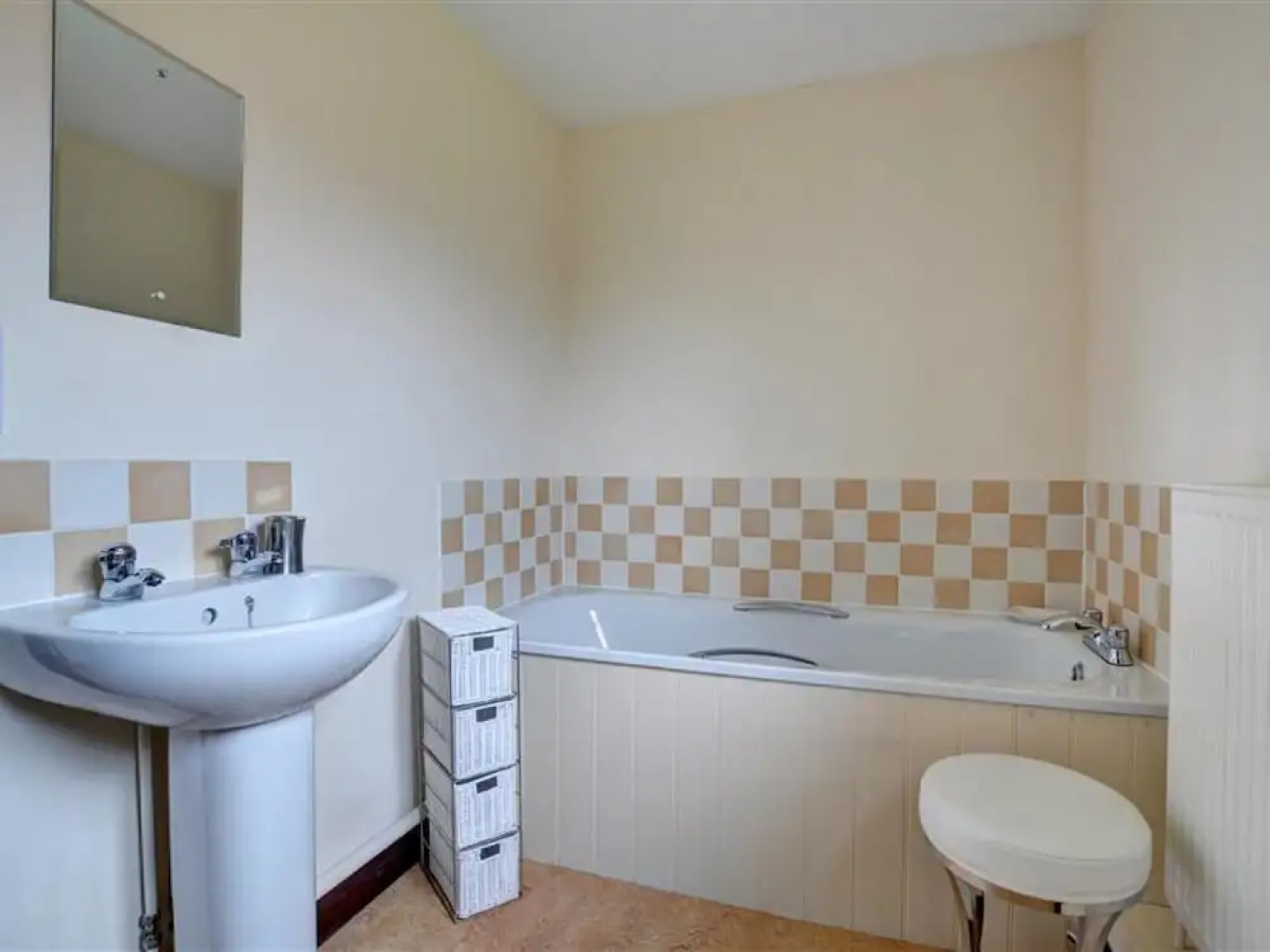 Cozy Farmhouse in Benenden With Terrace