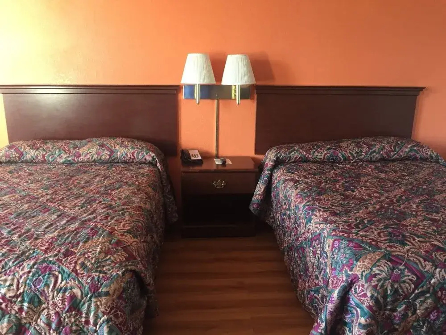 City Studios Inn And Suites