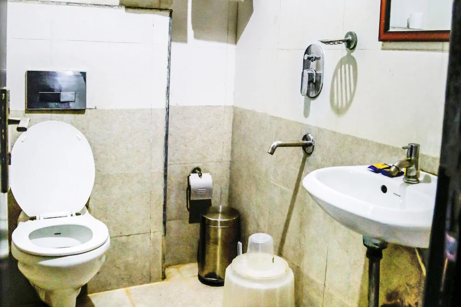 FabHotel Essvee MG Road Vijayawada