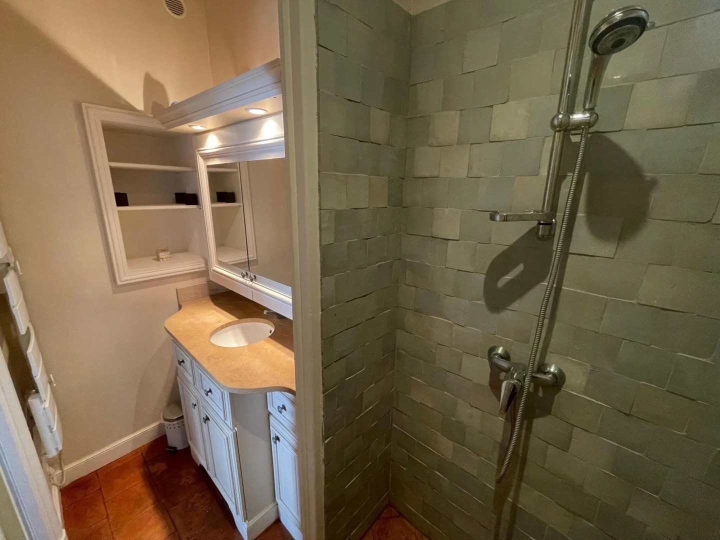 Very pretty Breton house in the heart of Locquirec, 100 m from the beach