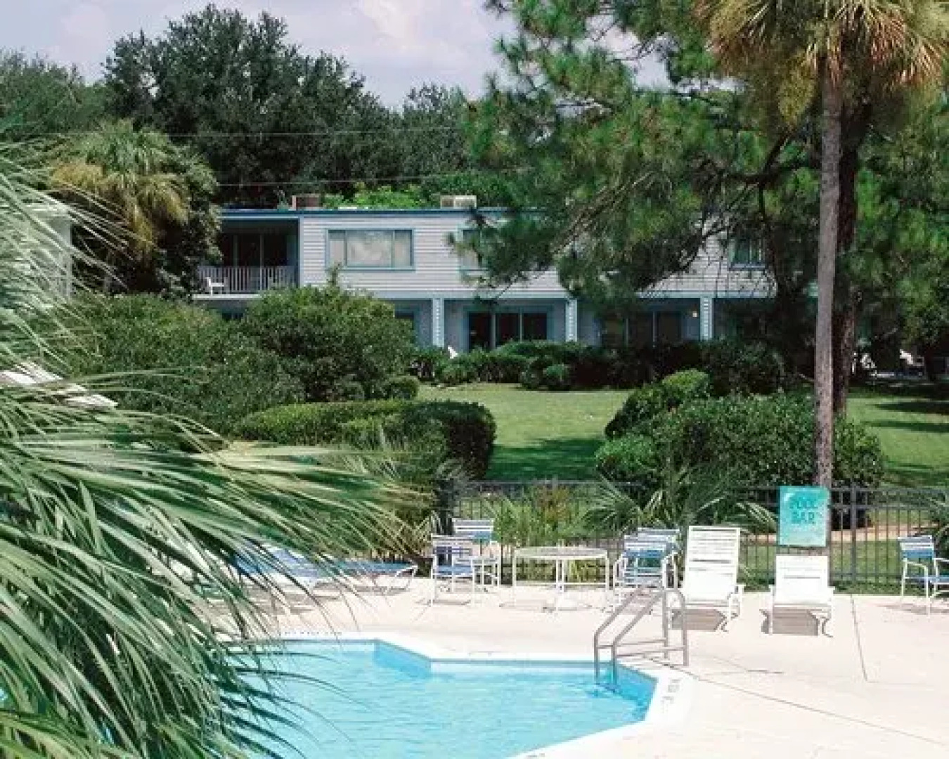 Sapphire Resorts @ Royal Holiday Beach Resort, Biloxi, USA