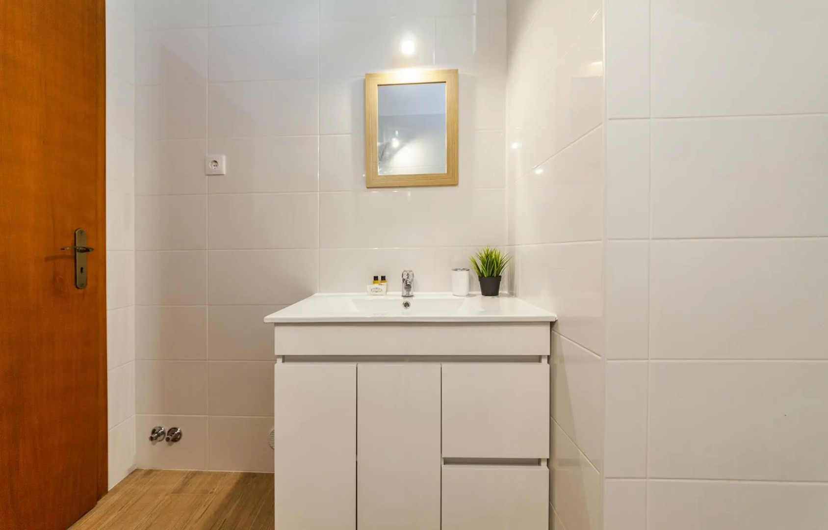 I 2 - Apartment 2 in St. Johns Countryside Getaway