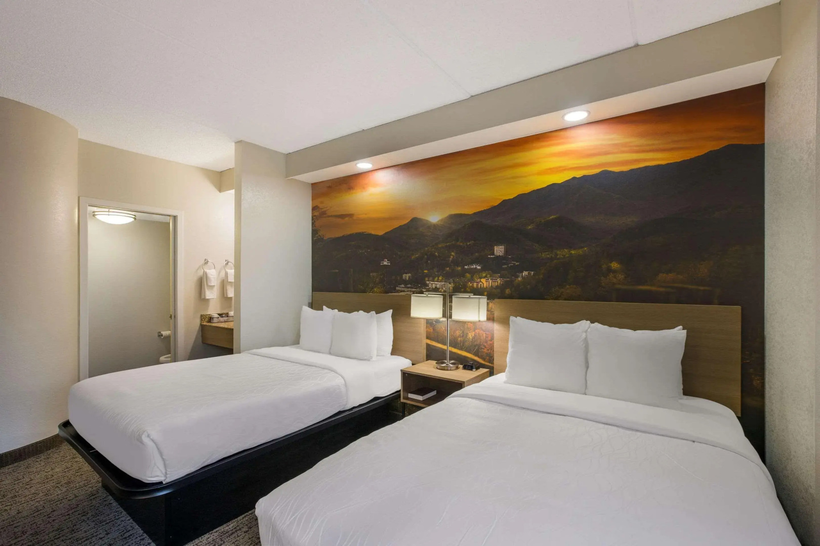 Clarion Pointe Sevierville-Pigeon Forge