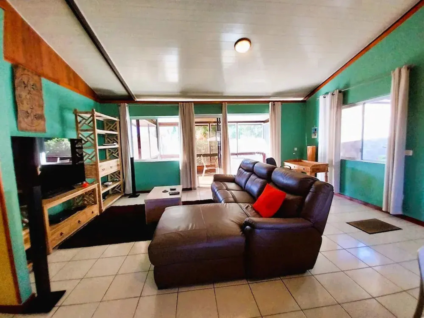 Tahiti - Vaitupa House