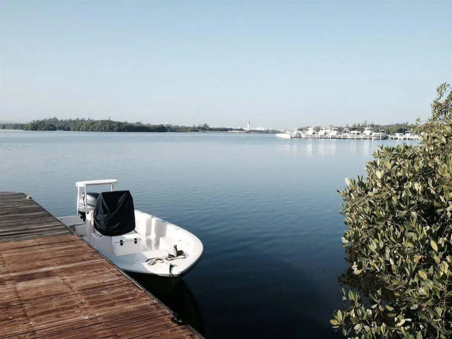 Tarpon's Nest Boutique Hotel