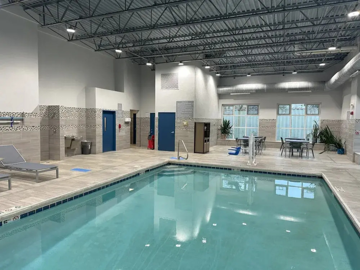 Baymont Inn And Suites Grand Rapids