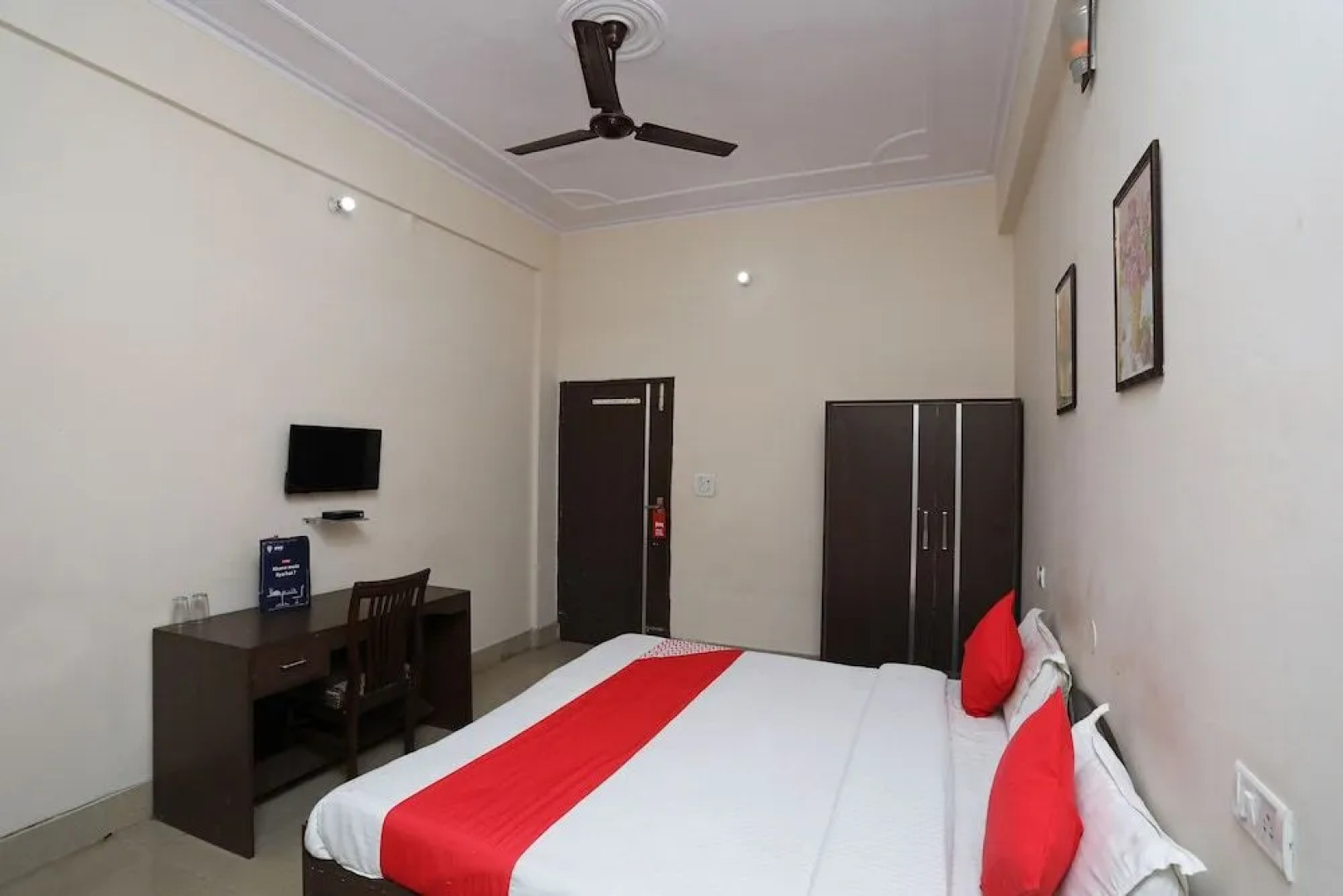 Oyo 30933 Moriya Palace