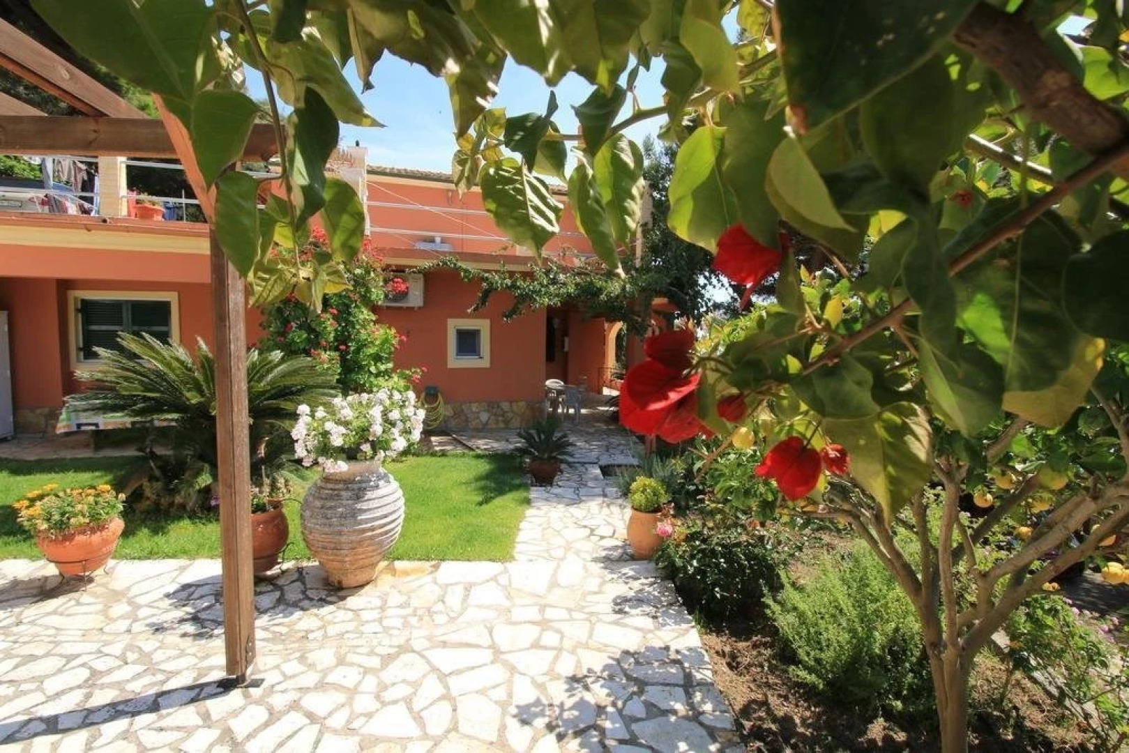 Villa Takis on Pelekas Beach, Apartment B with Sea View