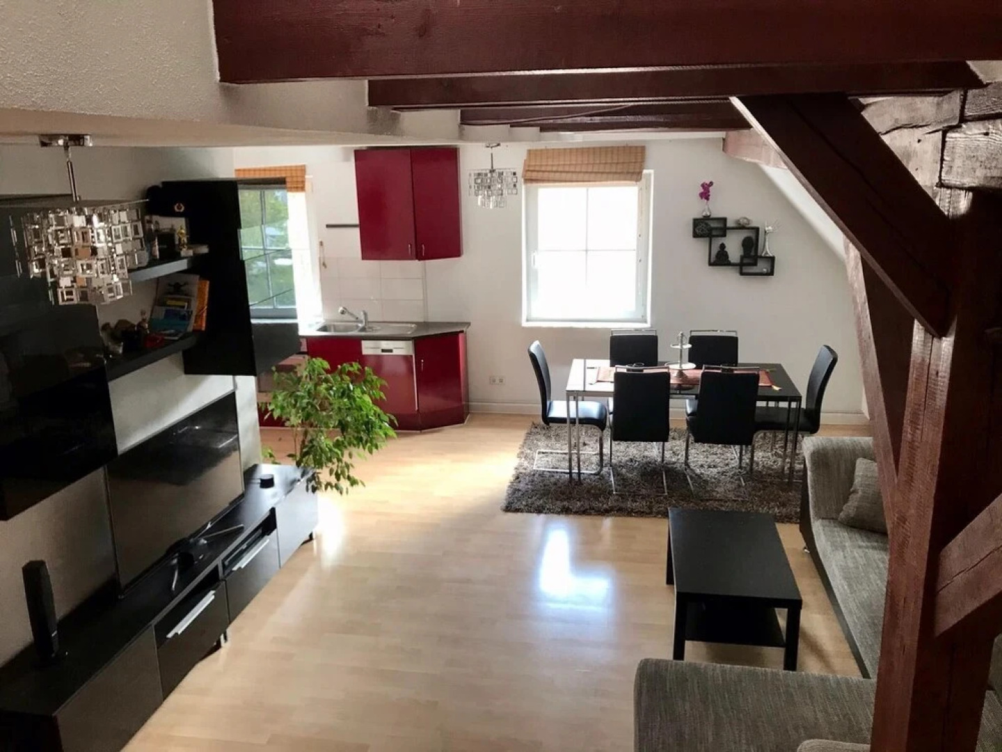 Charming 1-bed Loft Apartment in Schwandorf