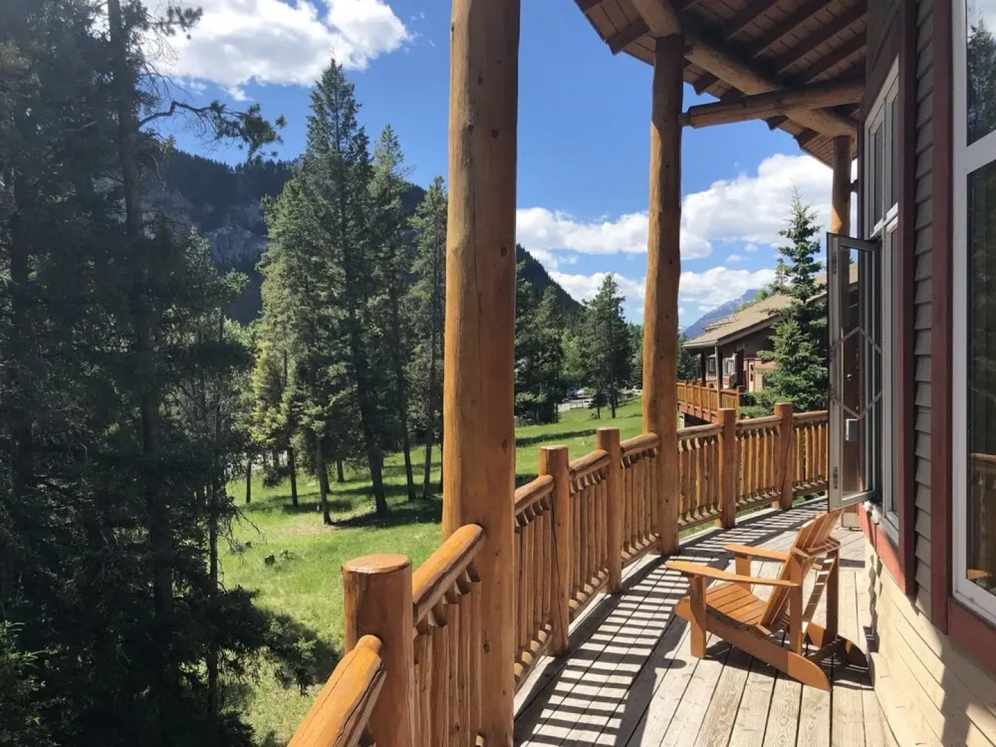 HI Banff Alpine Centre - Hostel