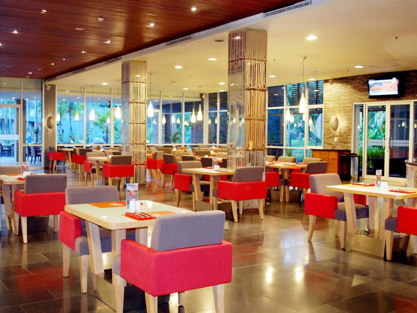 Novotel Palembang Hotel & Residence