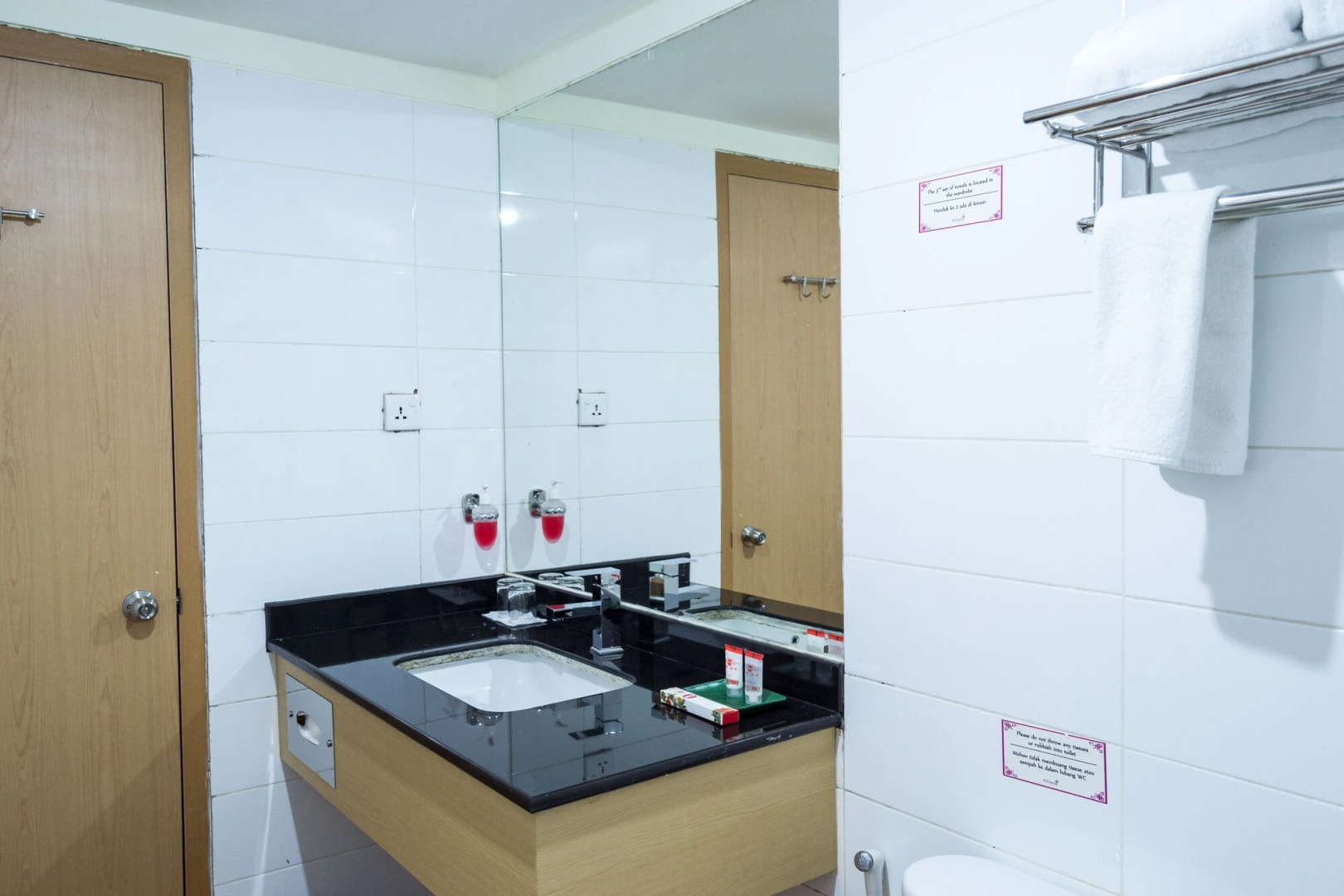 OYO 666 D' Grande Hotel Batam