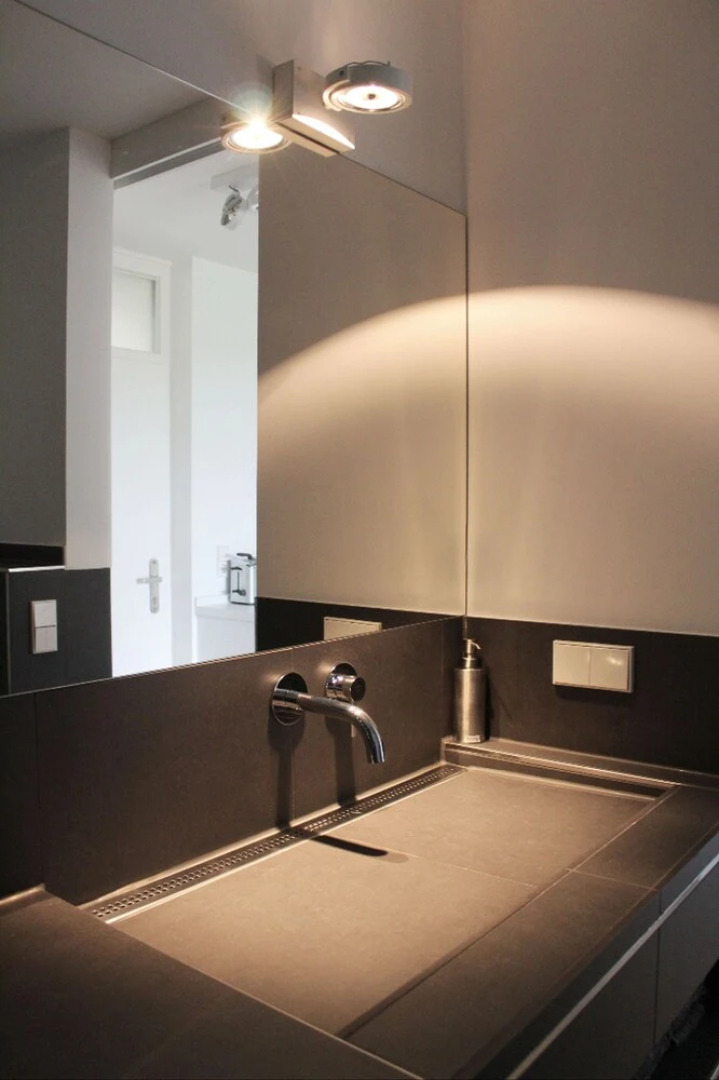 Verkehrsgünstige, ruhige 1 Zimmer Wohnung