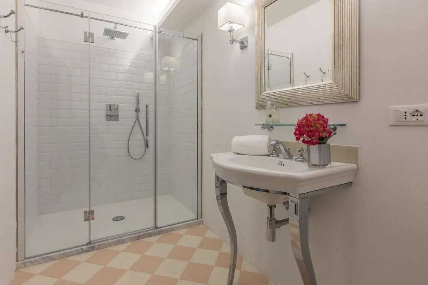 Verdidea - PALAZZO DELLE ROSE