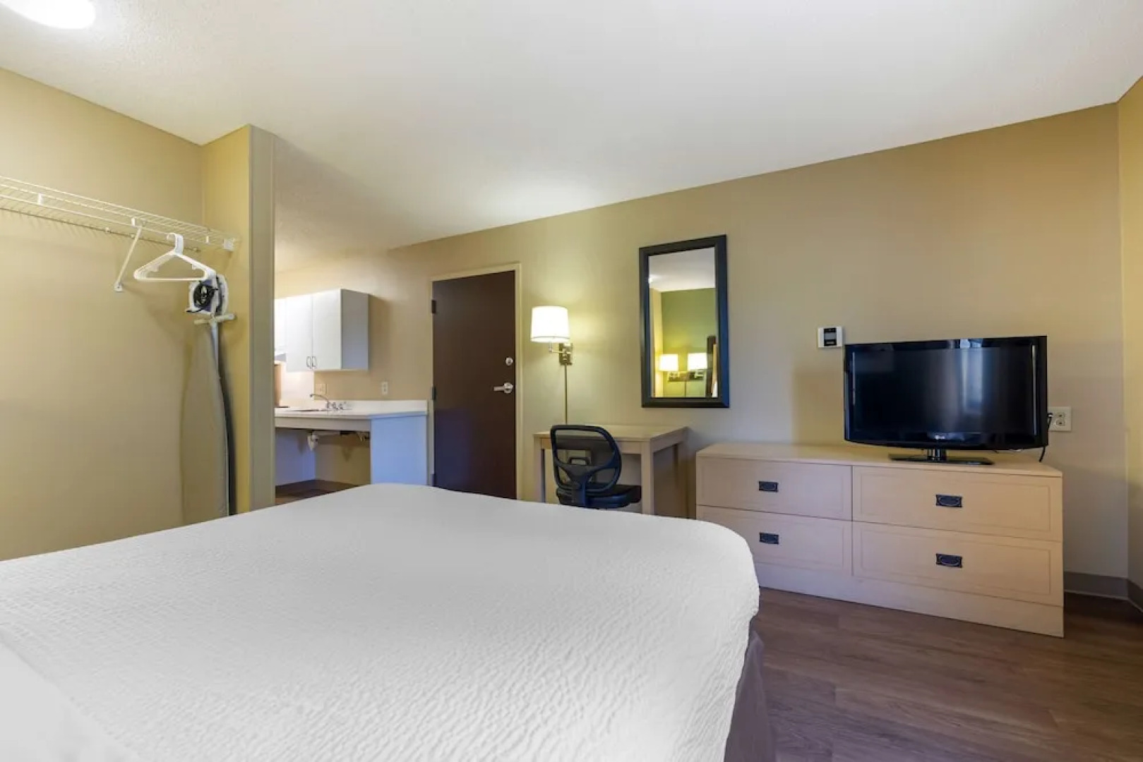 Extended Stay America Stockton March Lane