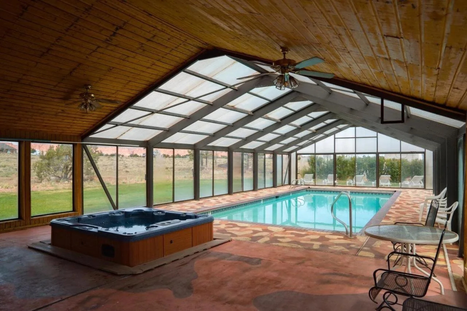 Broken Spur Inn & Steakhouse