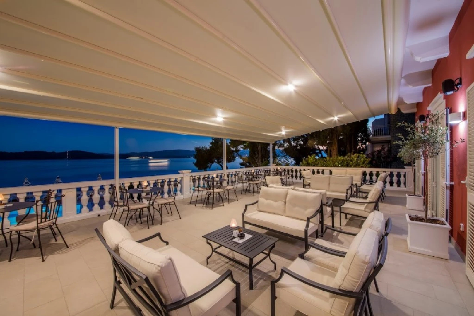 Hotel Bellevue & Dependance & Villas
