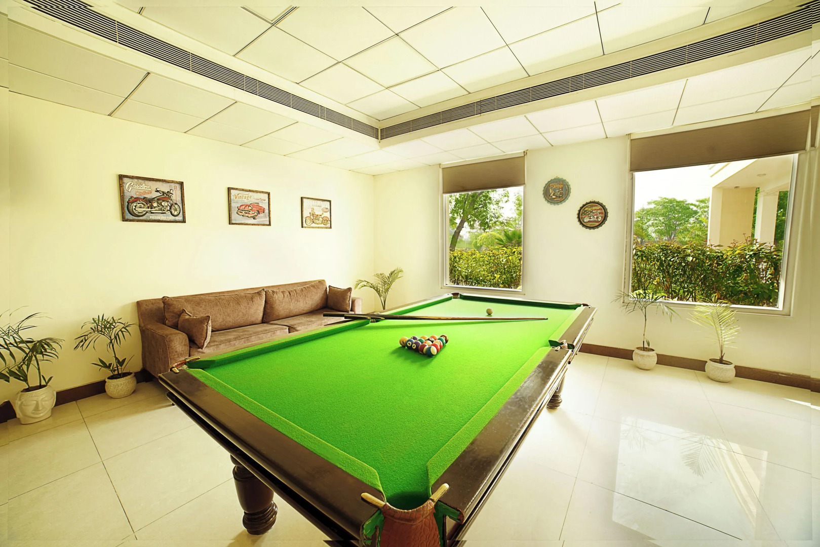 TreeHouse Sunrise Resort & Caravan Park