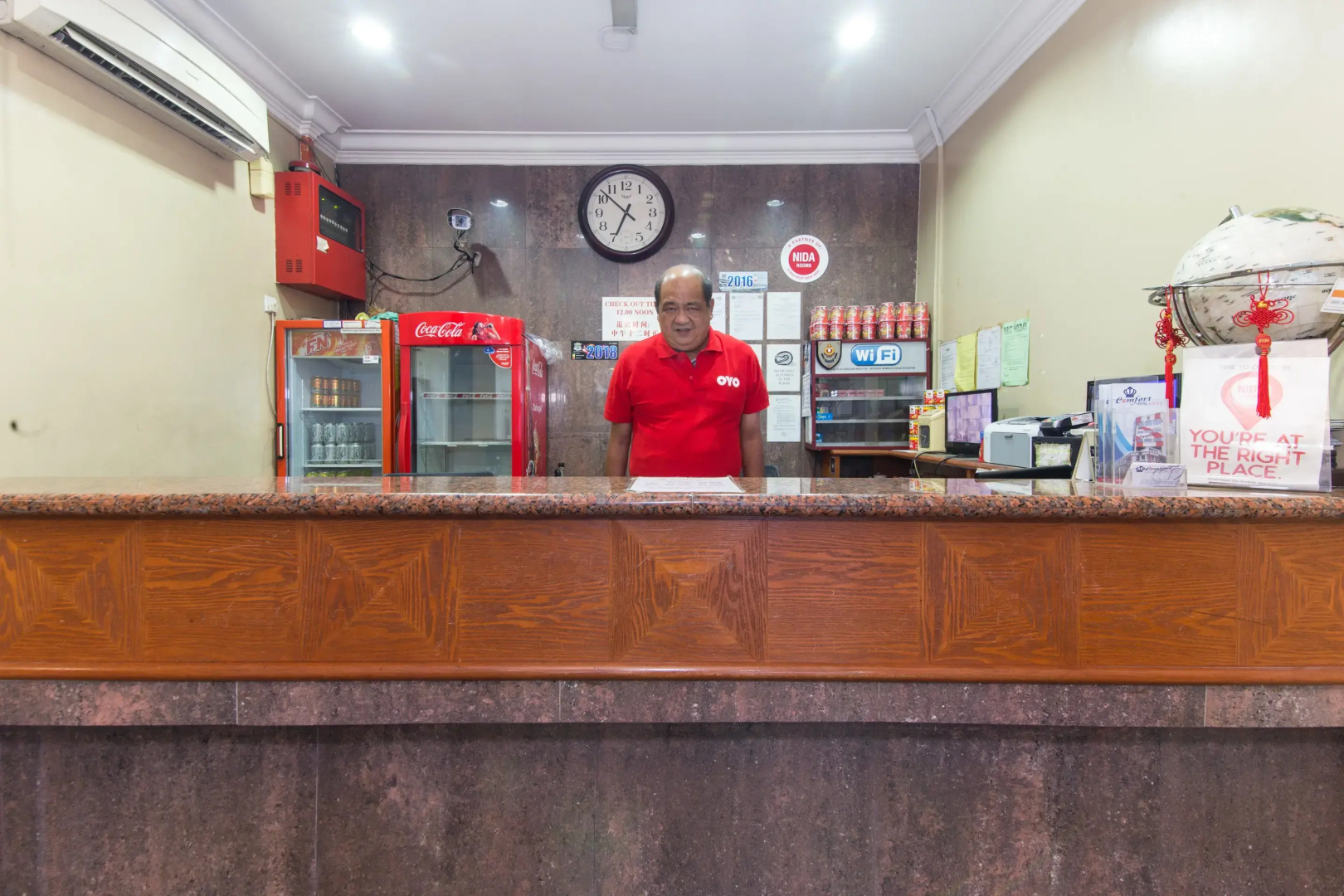 Super OYO 447 Comfort Hotel Meru