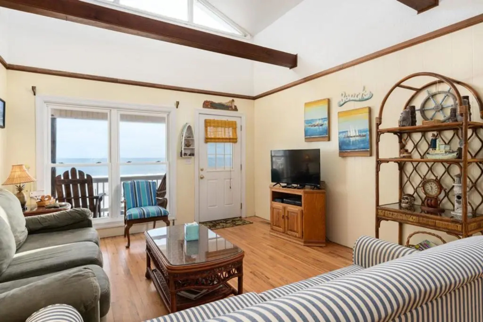 A Summer Fling by Oak Island Accommodations